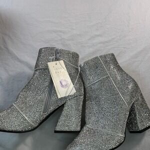A New Day Womens Size 6 Ankle Boots Sparkly Cushioned Ponty Booties Silver‎